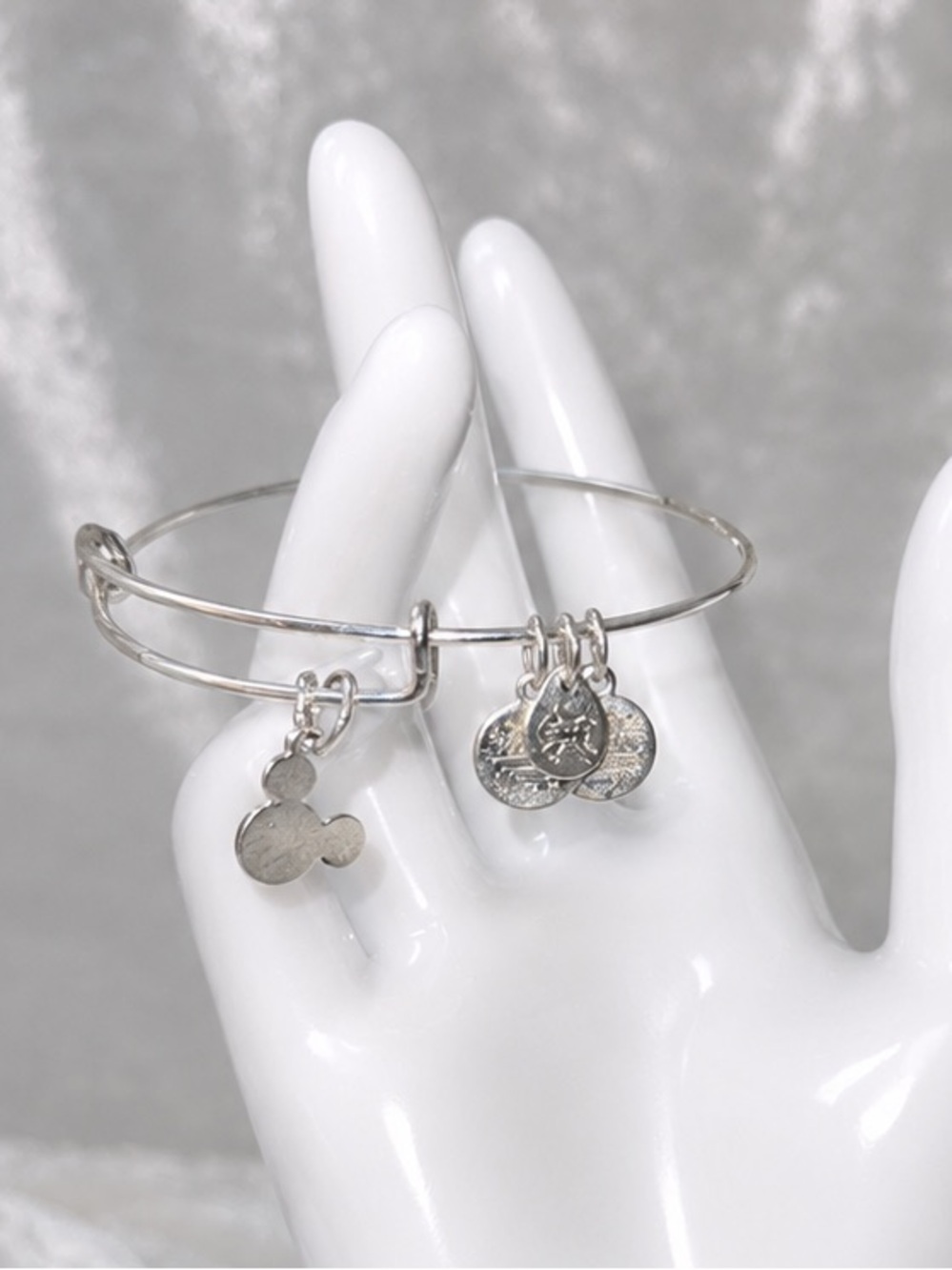 Alex and Ani Disney Mickey Mouse Charm Bangle Silver Bracelet Expandable Energy